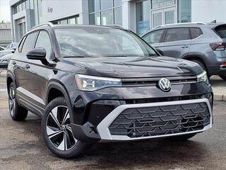 2025 Volkswagen Taos