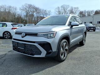 2025 Volkswagen Taos