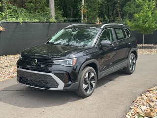 2025 Volkswagen Taos