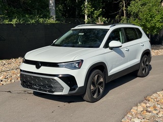 2025 Volkswagen Taos
