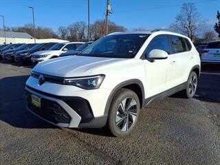 2025 Volkswagen Taos for sale in Edison NJ