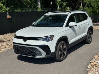 2025 Volkswagen Taos
