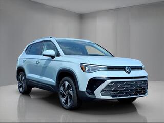 2025 Volkswagen Taos