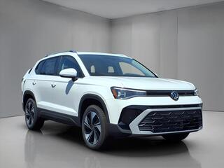 2025 Volkswagen Taos