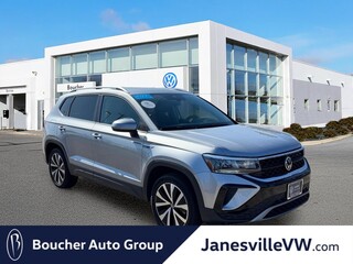 2022 Volkswagen Taos for sale in Janesville WI
