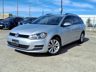 2017 Volkswagen Golf Sportwagen