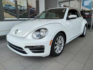 2017 Volkswagen Beetle Convertible for sale in Brookfield WI