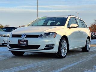 2017 Volkswagen Golf Sportwagen for sale in Savoy IL