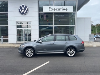 2019 Volkswagen Golf Alltrack