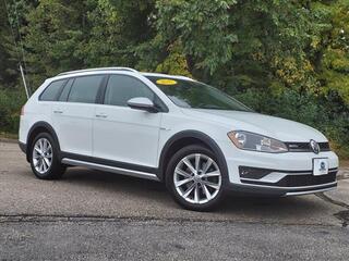 2017 Volkswagen Golf Alltrack