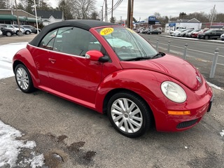 2009 Volkswagen New Beetle Convertible