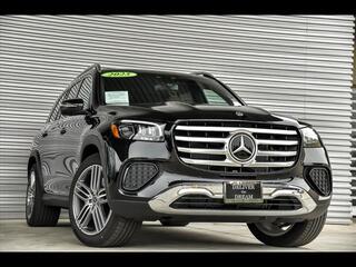 2025 Mercedes-Benz Gls