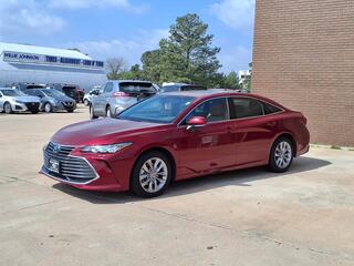 2022 Toyota Avalon Hybrid