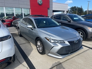 2019 Toyota Avalon Hybrid