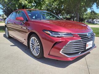 2019 Toyota Avalon Hybrid for sale in Grimes IA