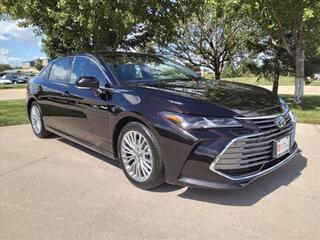 2019 Toyota Avalon Hybrid for sale in Grimes IA