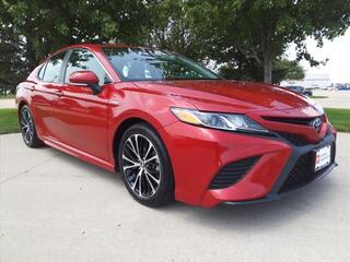 2019 Toyota Camry Hybrid for sale in Grimes IA