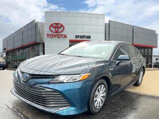 2018 Toyota Camry Hybrid for sale in Lansing MI