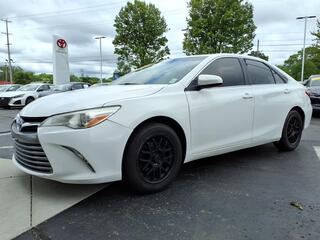 2017 Toyota Camry Hybrid for sale in Lansing MI