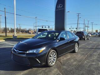 2017 Toyota Camry Hybrid for sale in Toledo OH