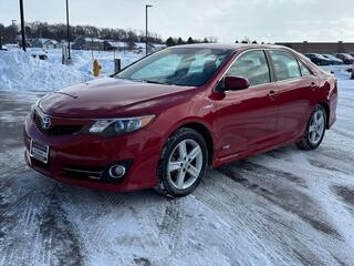 2014 Toyota Camry Hybrid for sale in Janesville WI