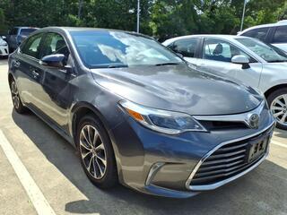 2017 Toyota Avalon for sale in Conroe TX