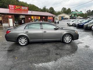 2005 Toyota Avalon