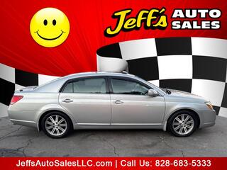 2005 Toyota Avalon