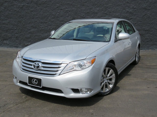 2011 Toyota Avalon for sale in Toledo OH