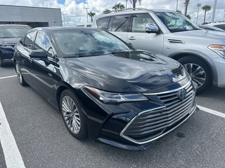 2020 Toyota Avalon Hybrid