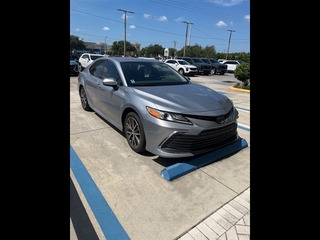 2022 Toyota Camry Hybrid