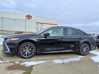 2021 Toyota Camry Hybrid for sale in Grimes IA