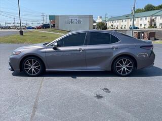 2022 Toyota Camry Hybrid