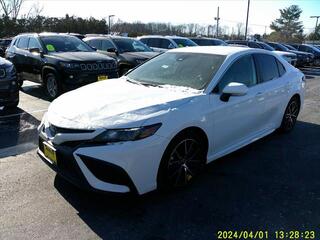 2022 Toyota Camry Hybrid