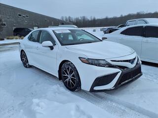 2022 Toyota Camry Hybrid for sale in Warren OH