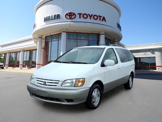2003 Toyota Sienna