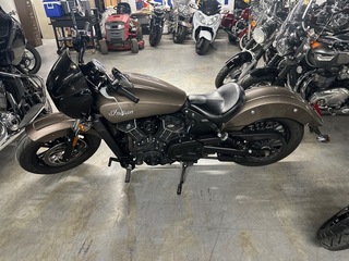 1988 Indian Scout Sixt