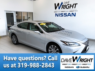 2019 Lexus ES 300h