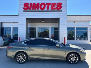 2021 Lexus ES 250