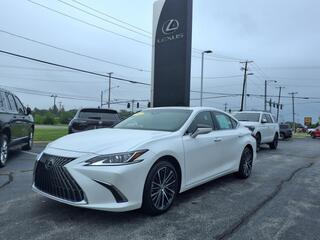 2022 Lexus ES 250