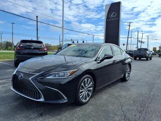 2020 Lexus ES 300h for sale in Toledo OH