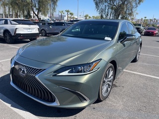 2020 Lexus Es