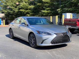 2024 Lexus ES 300h