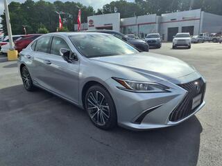 2022 Lexus ES 300h