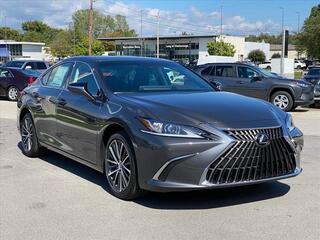 2025 Lexus ES 300h