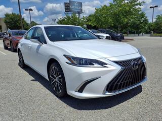2025 Lexus ES 300h