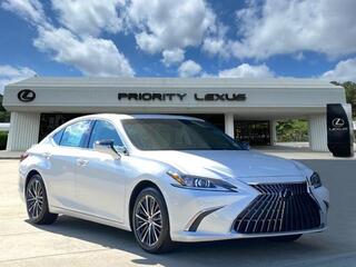 2025 Lexus ES 300h