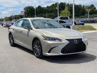 2025 Lexus ES 300h