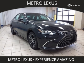 2025 Lexus ES 300h for sale in Cleveland OH