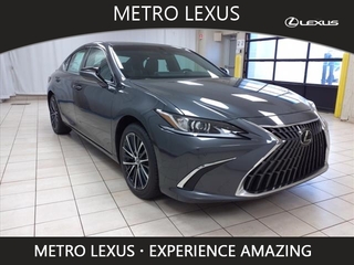 2025 Lexus ES 300h for sale in Cleveland OH